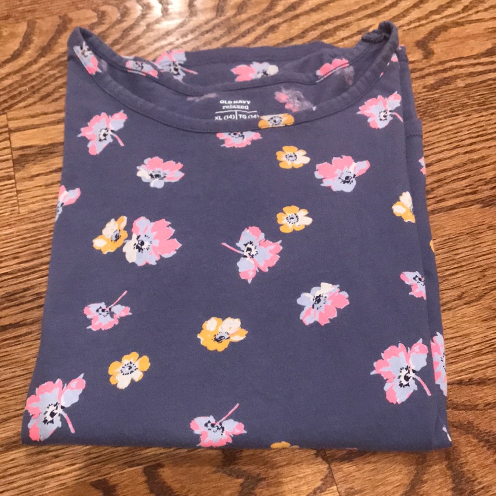 Old Navy relaxed girls top in size XL/14